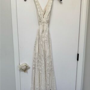 FARM Rio Cream Lace Maxi Dress XS